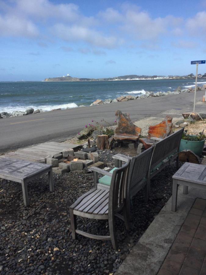 The Oceanfront Stay On Miramarbeach Hmb El Granada Екстериор снимка